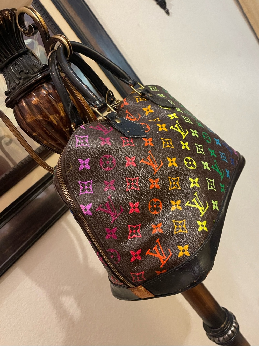 Authentic Louis Vuitton, please check all picture of condition - Picture 4 of 17